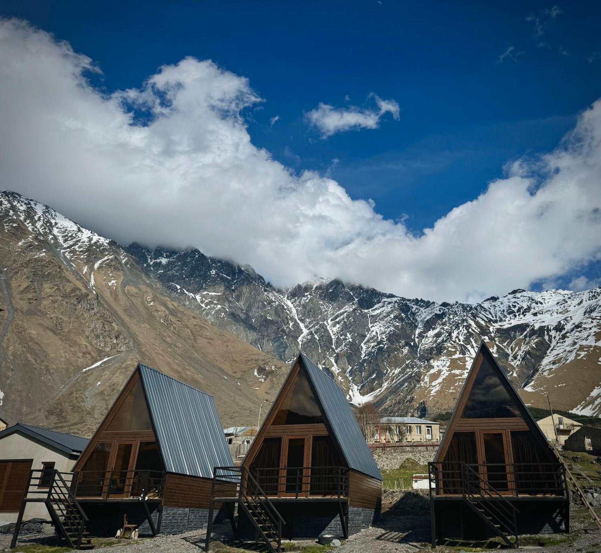Cottages Dila Kazbegi Exterior photo
