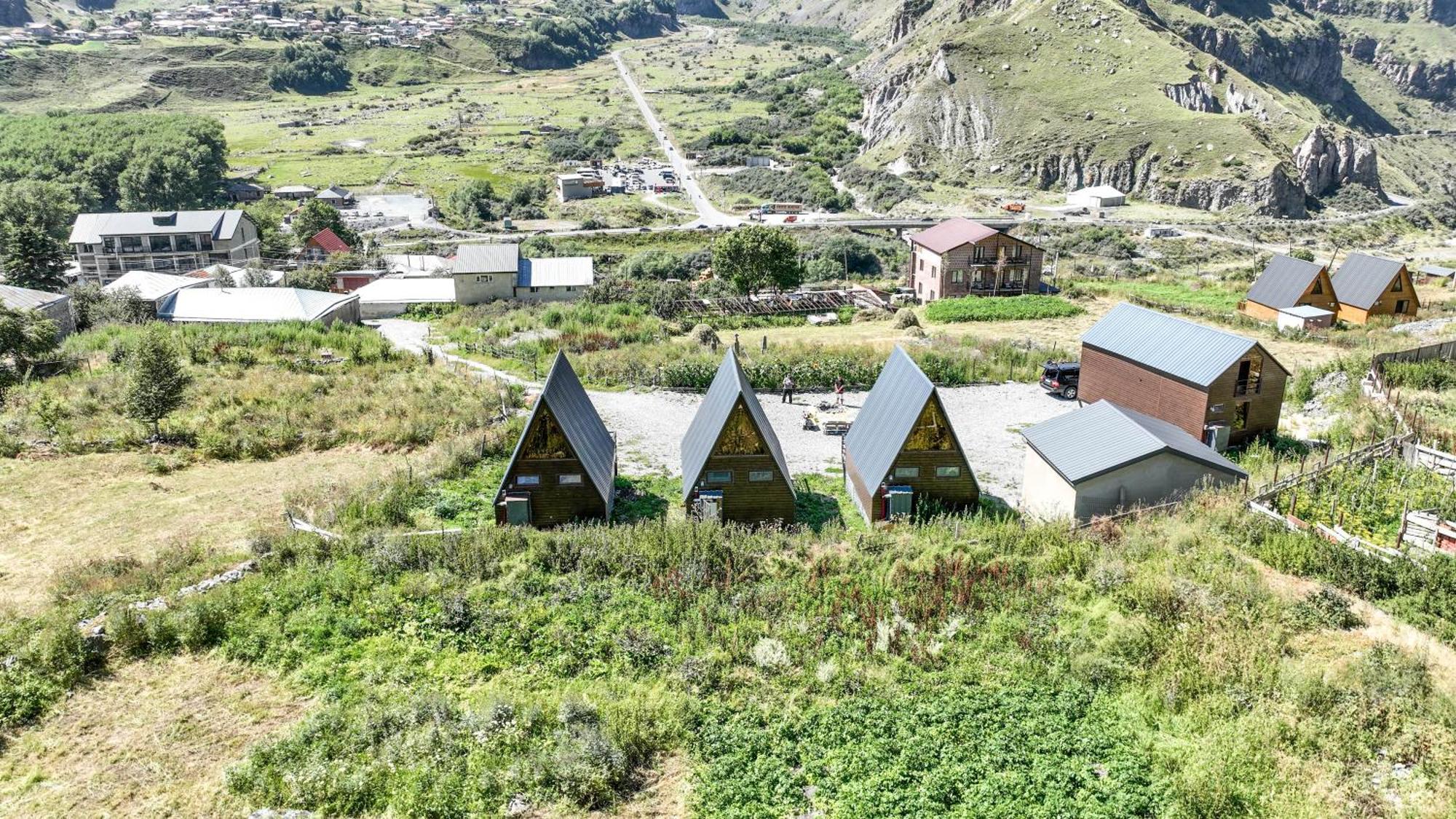 Cottages Dila Kazbegi Exterior photo