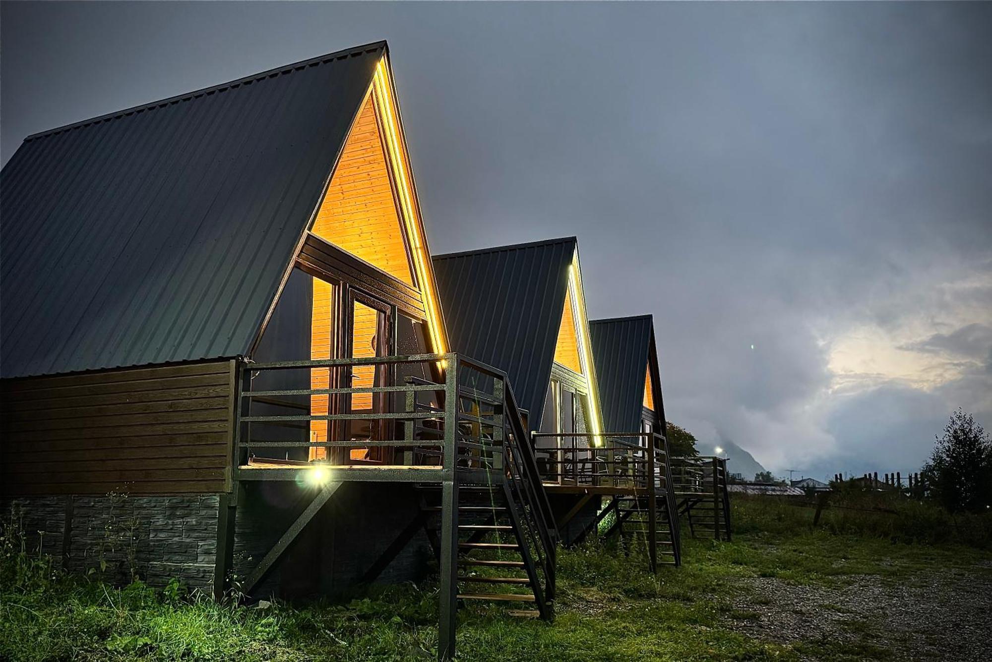 Cottages Dila Kazbegi Exterior photo